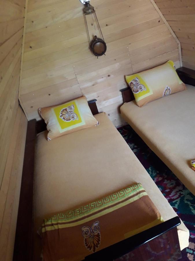 Prenociste Vitas Bed and Breakfast Miljevina Exterior foto