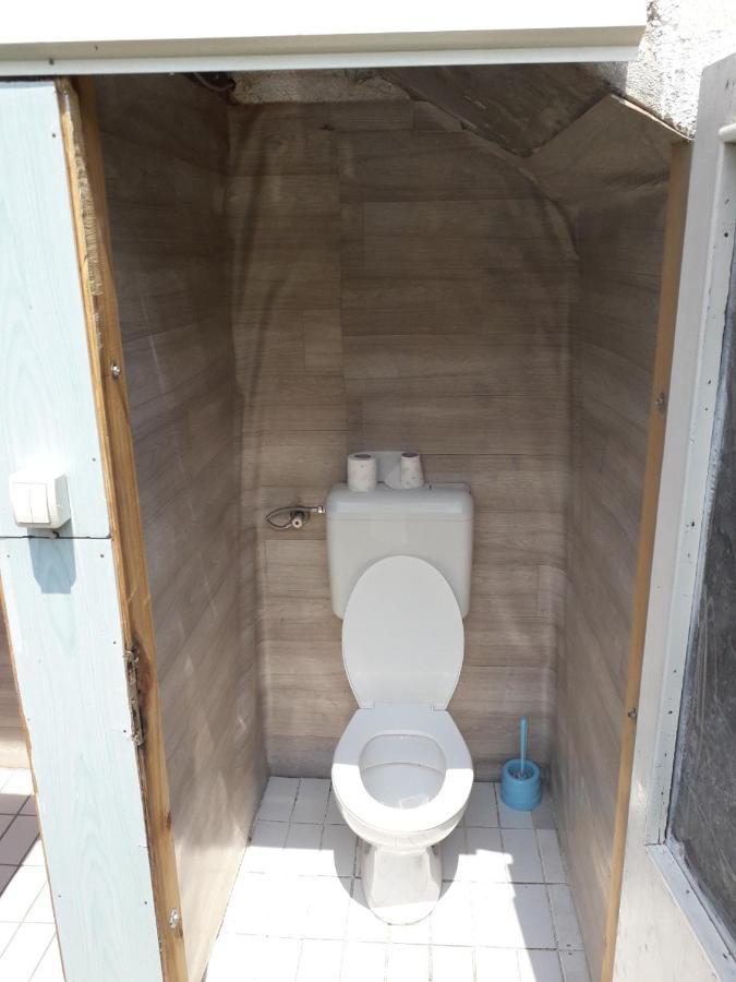 Prenociste Vitas Bed and Breakfast Miljevina Exterior foto