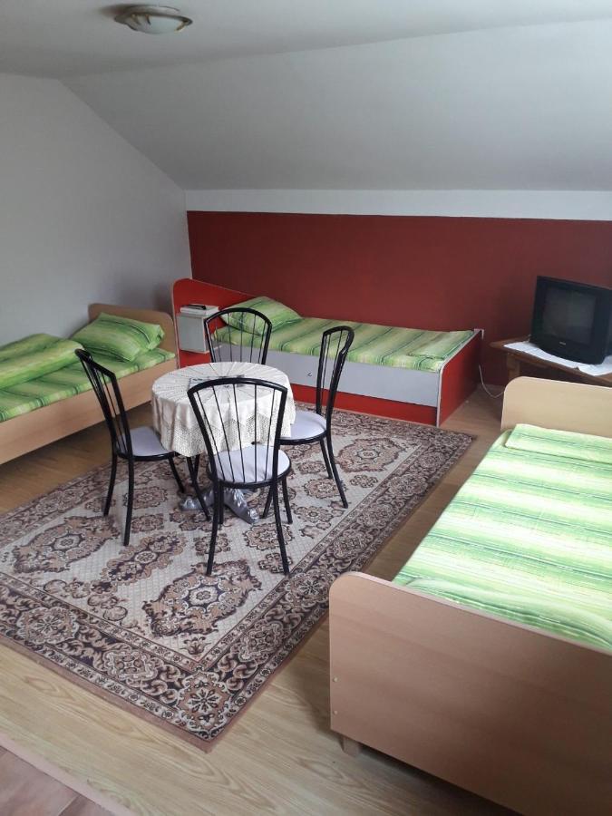 Prenociste Vitas Bed and Breakfast Miljevina Exterior foto