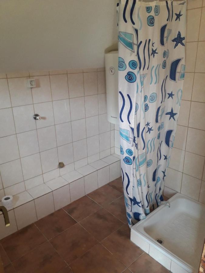 Prenociste Vitas Bed and Breakfast Miljevina Exterior foto