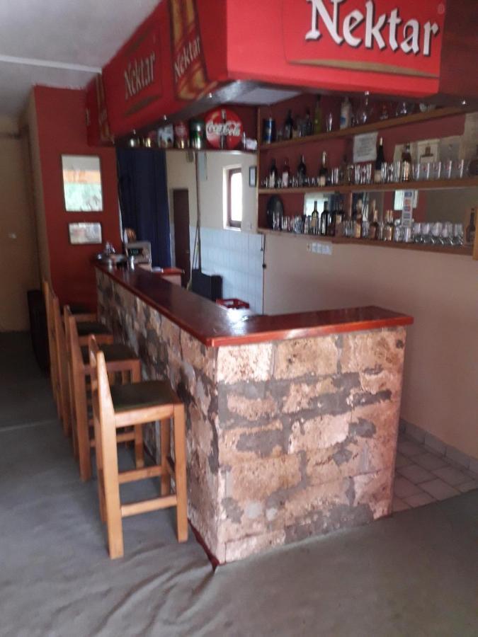 Prenociste Vitas Bed and Breakfast Miljevina Exterior foto